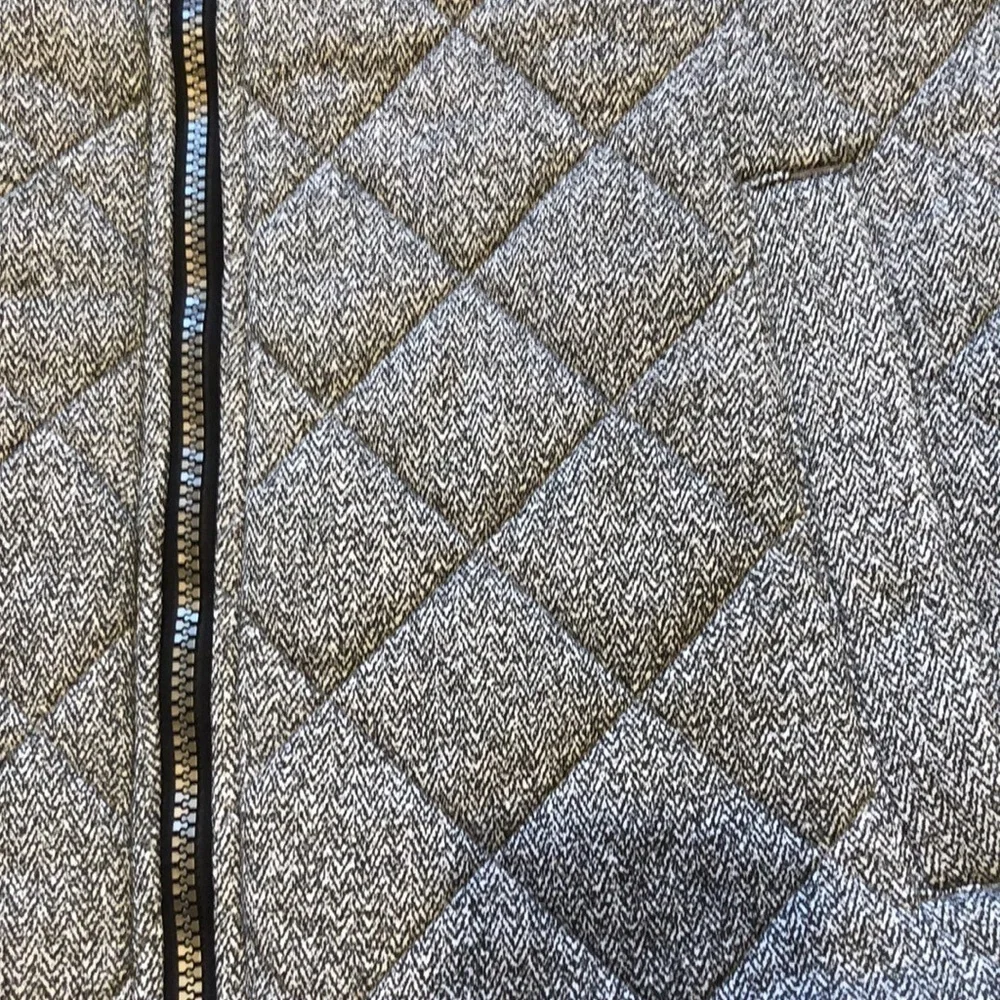 Old‎ Navy Lined Quilted Vest
